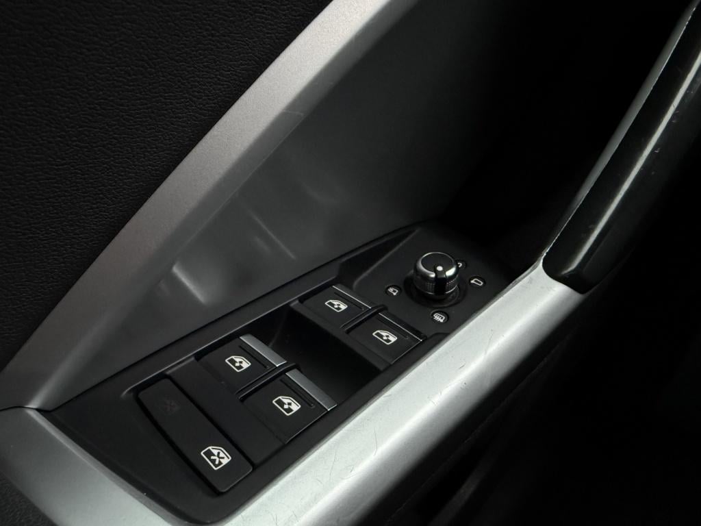 Audi Q3 35 tfsi pro line sport