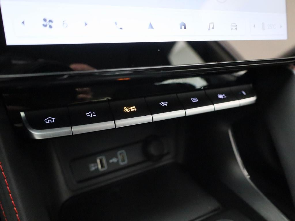 MG ZS standard range 51 kwh comfort