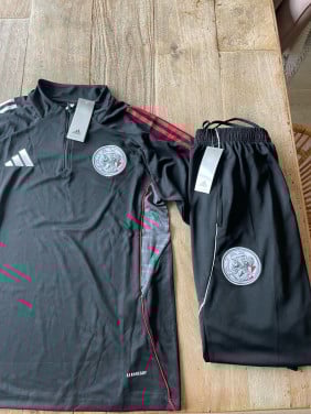 Ajax Trainingspak 2025 2026