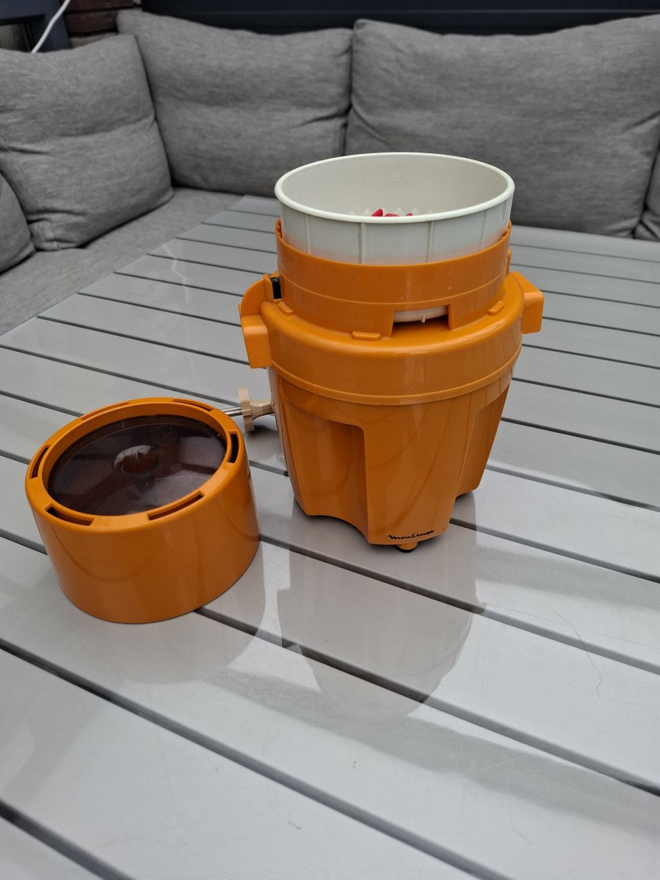 Moulinex vintage oranje Moulinette type 320 hakrobot