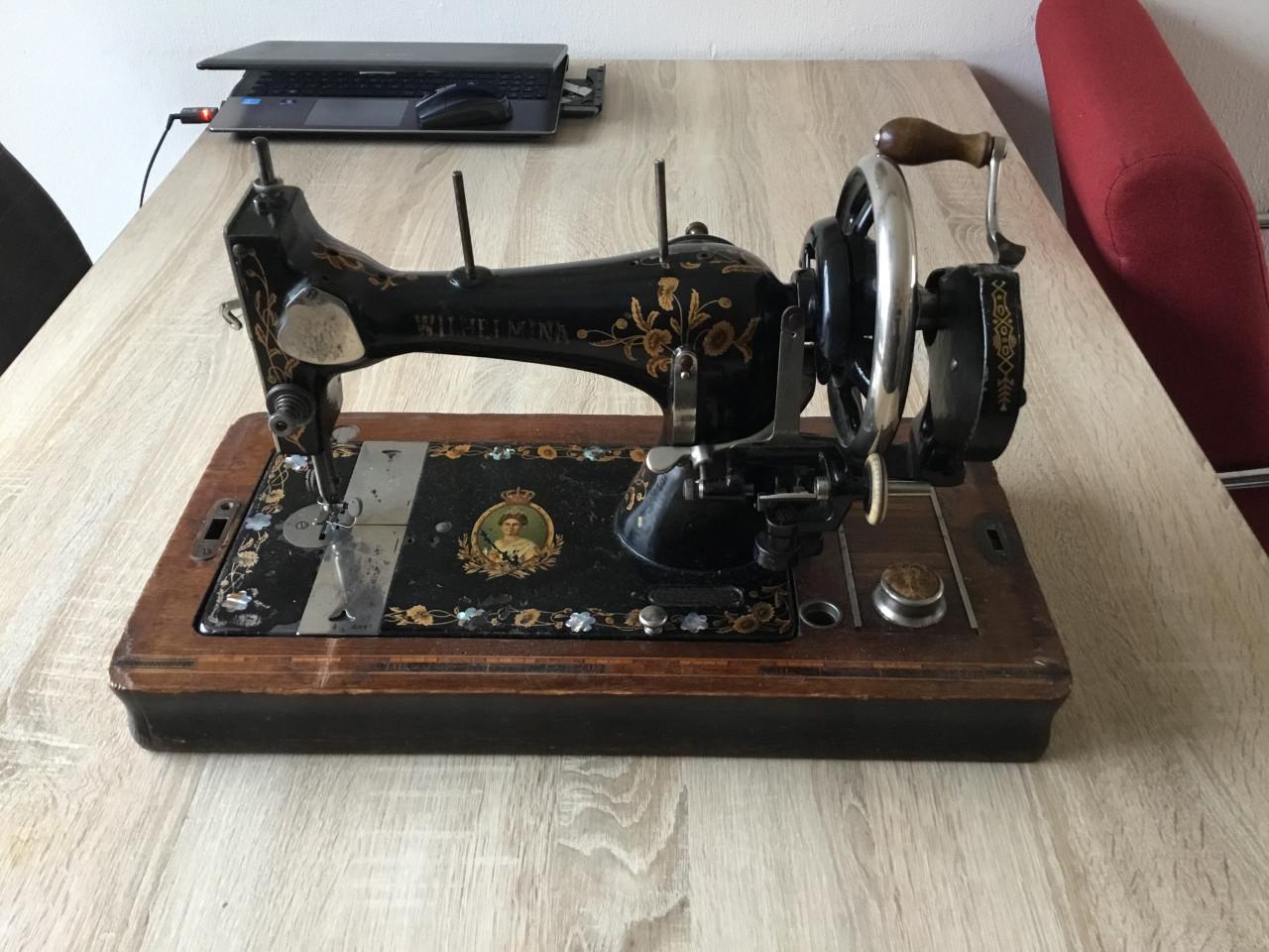 Oude naaimachine  durkopp