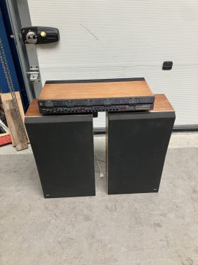 Beomaster 4000 en Beovox M70 werkend met doos en papieren