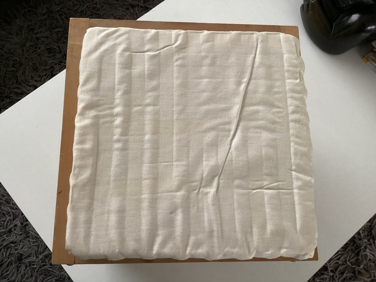 Houten Opbergkistje. 33x33x37 cm.