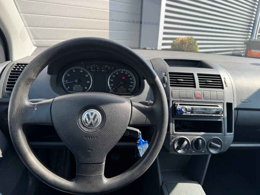 Volkswagen Polo 1.4-16v optive