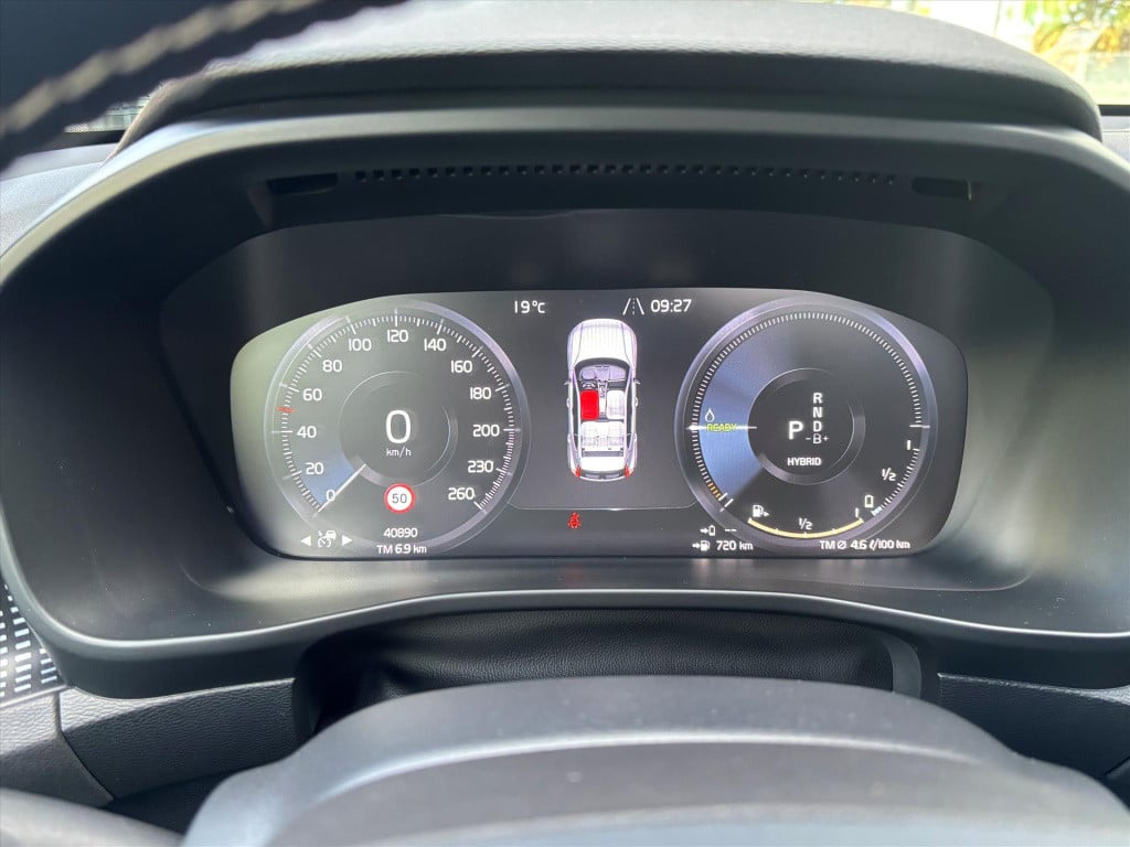Volvo XC40 1.5 t5 recharge r-design|bliss|panoramadak|memorystoelen|stuur-s