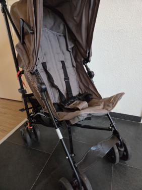 Koelstra buggy T4 - legergroen