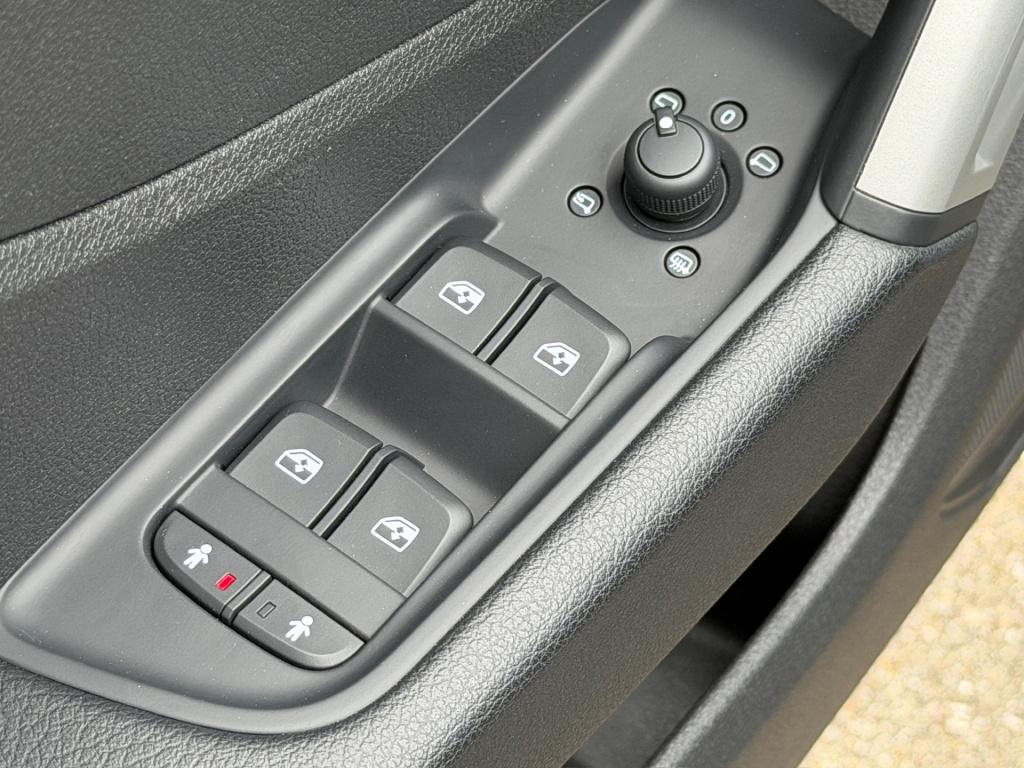 Audi Q2 35 tfsi 150pk s-tronic advanced | virtual | camera | carplay | elek