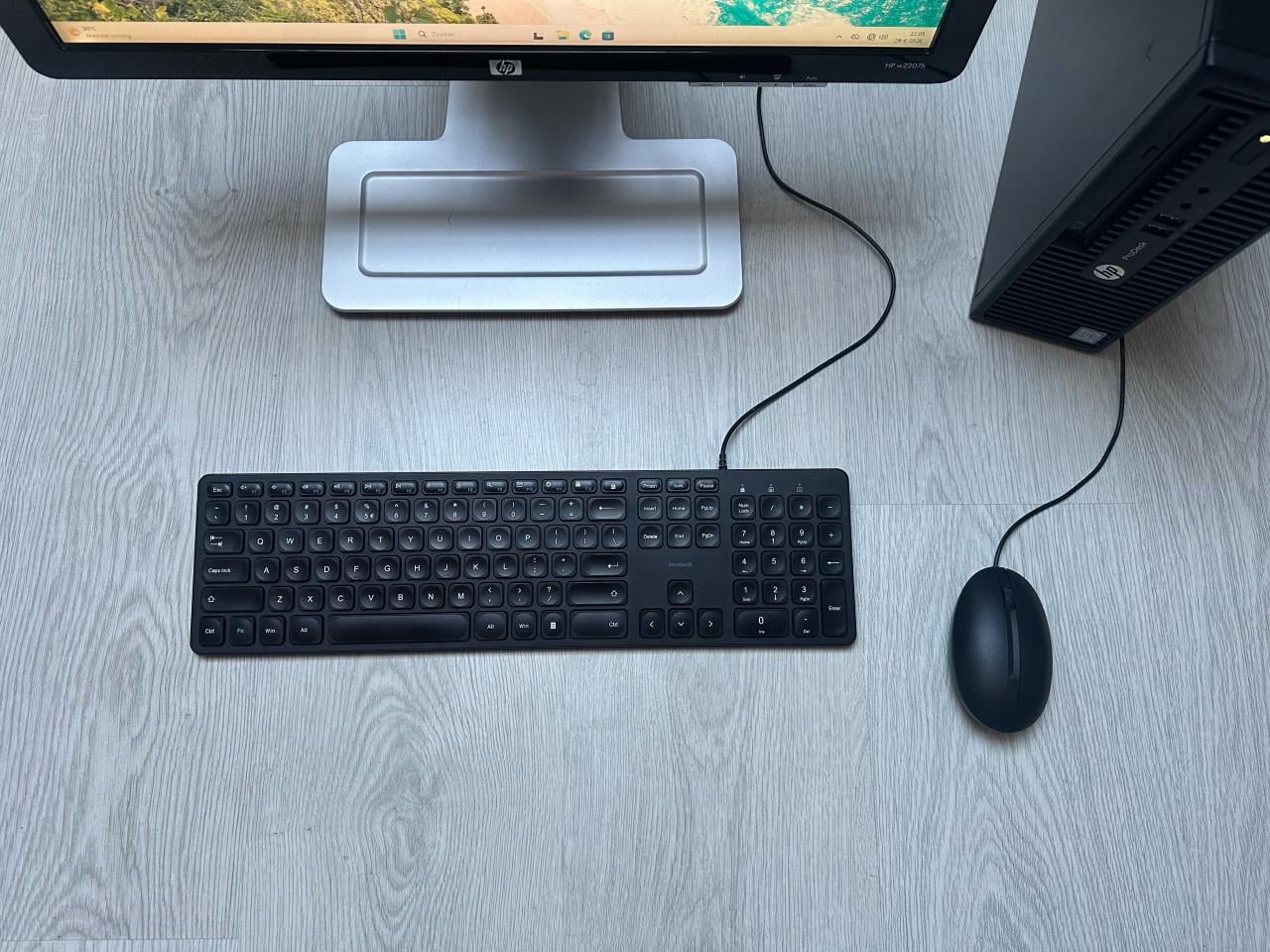 Complete set  HP ProDesk / Intel Core i5 / 8GB ram / Windows 11 /