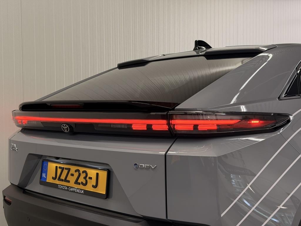 Toyota C-hr+ first edition 77 kwh