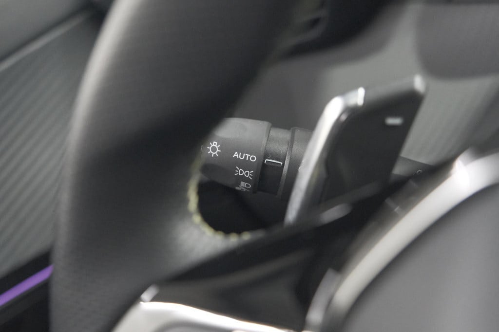 Peugeot 2008 puretech 130 eat8 gt | camera | apple carplay | parkeersensore