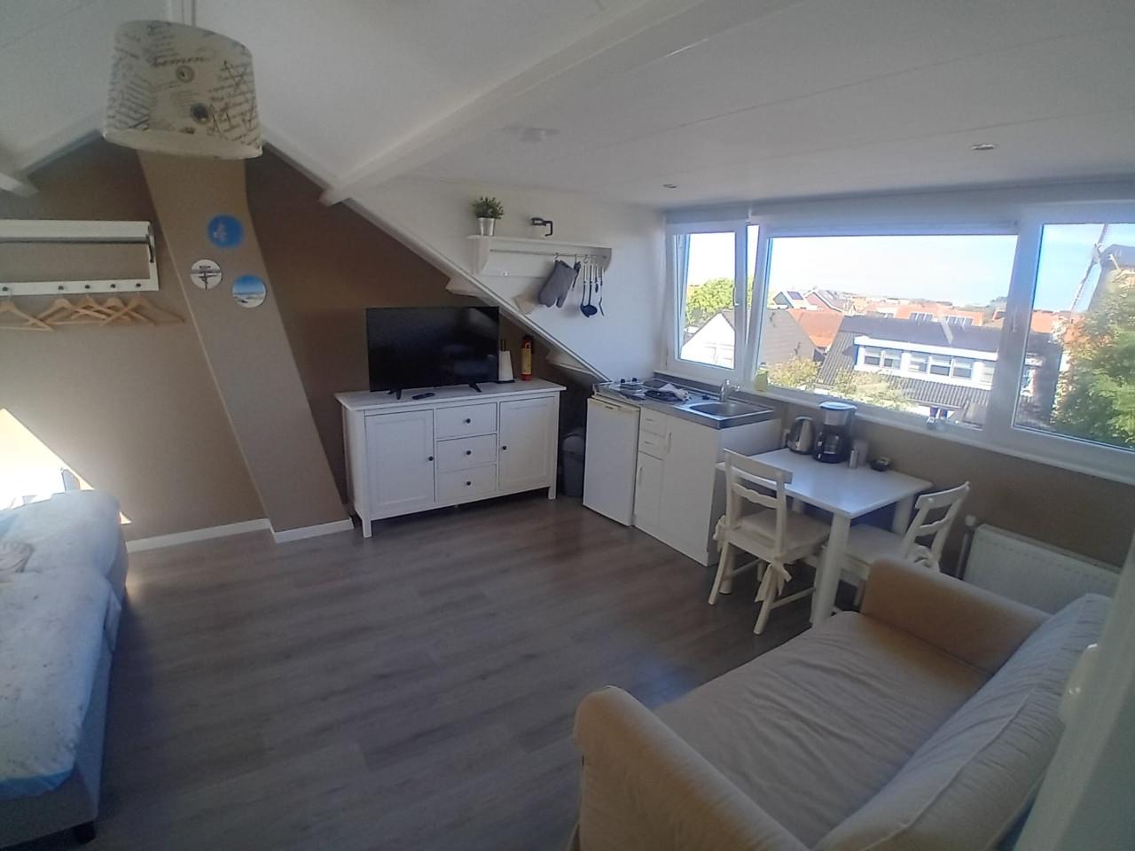 Nette studio te huur in Westkapelle, beschikbaar vanaf 1 / 10 / 2026. Rent.