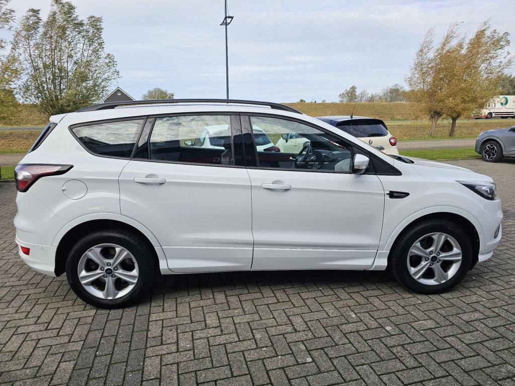 Ford Kuga 1.5 ecoboost st line