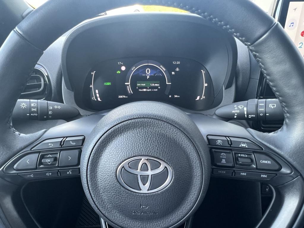Toyota Yaris Cross 1.5 hybrid 115 first met comfort pack