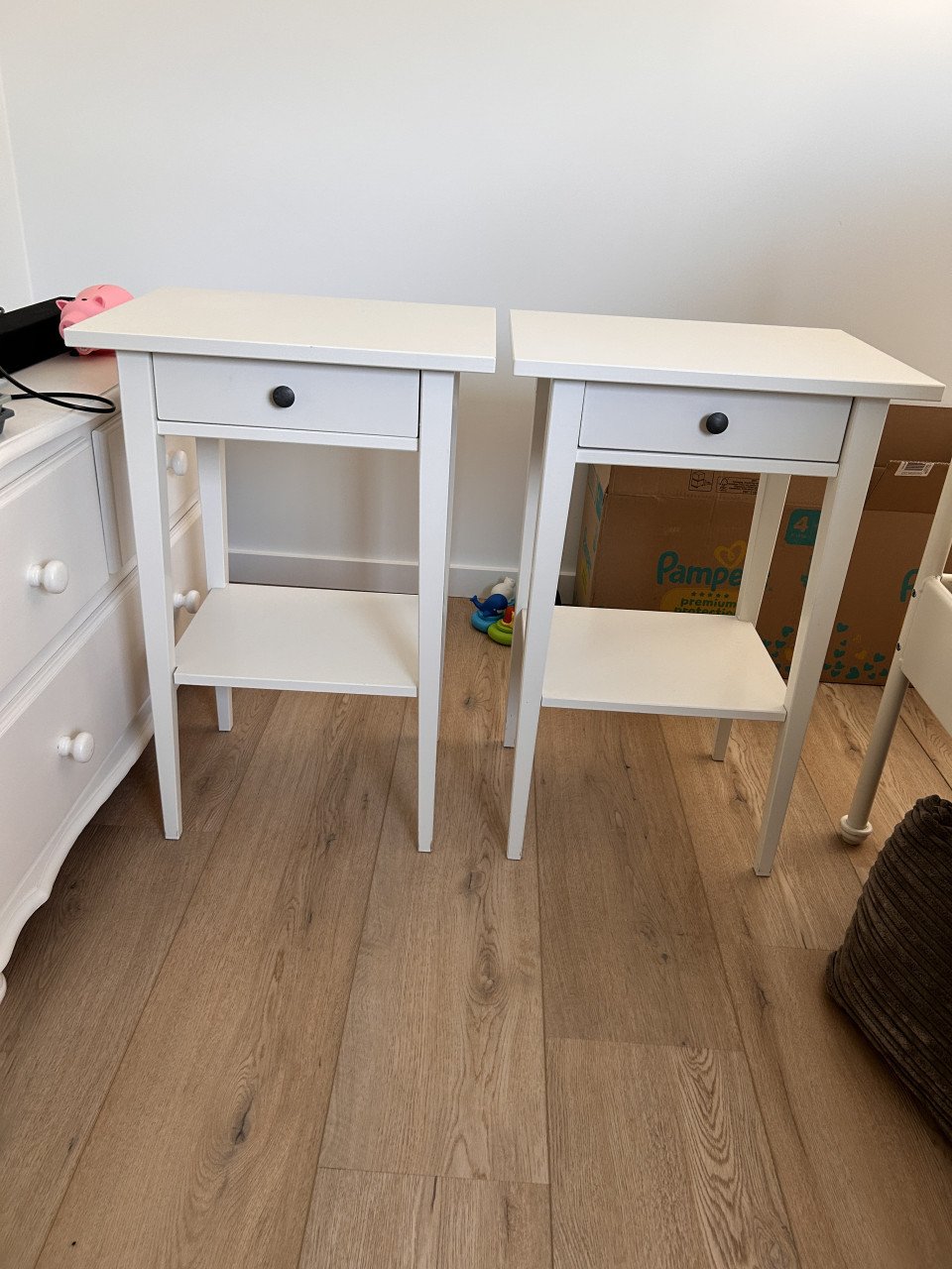 2 nachtkastjes (gratis afhalen)