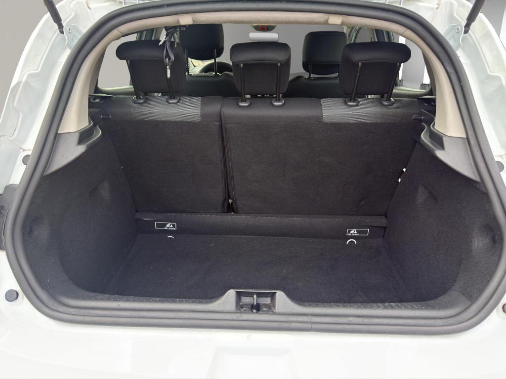 Renault Clio 0.9 tce expression cruise airco navi
