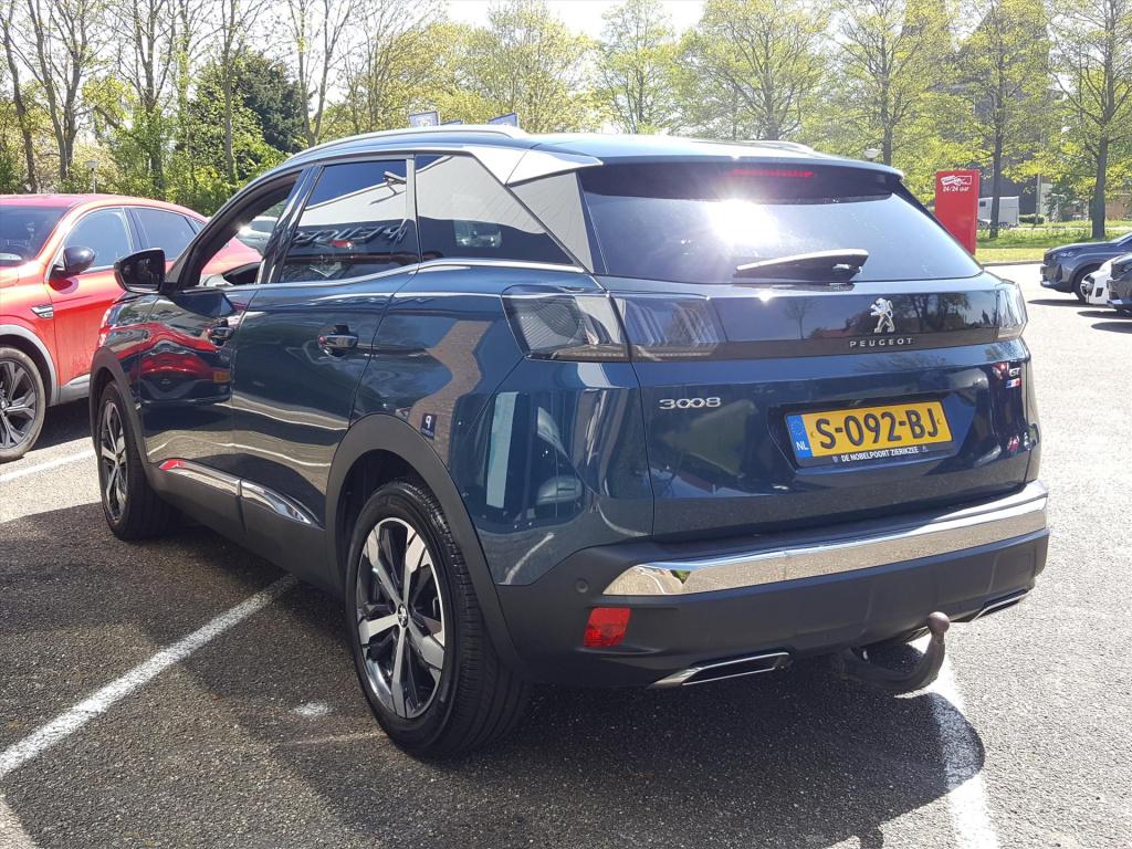 Peugeot 3008 gt 1.2-130pk automaat/eat8 navigatie| trekhaak | apple carplay