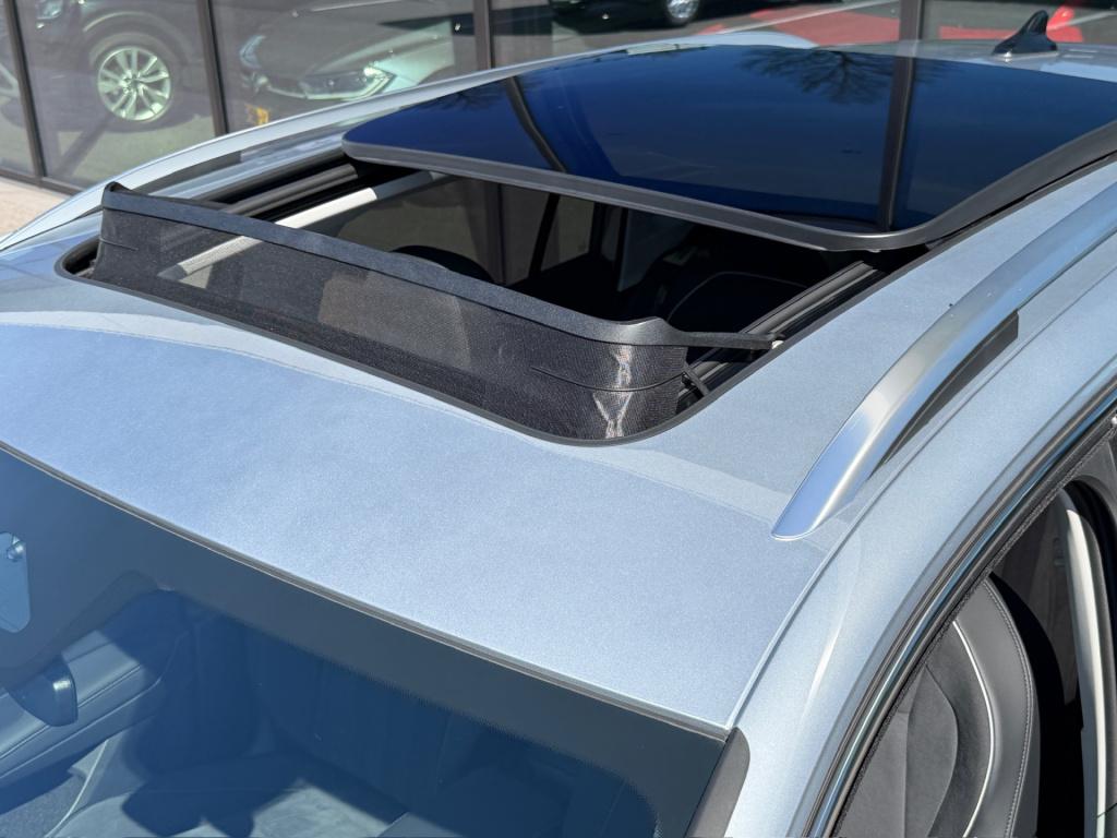 Volkswagen Tiguan 1.5 ehybrid elegance | panoramadak | iq light | dode hoek