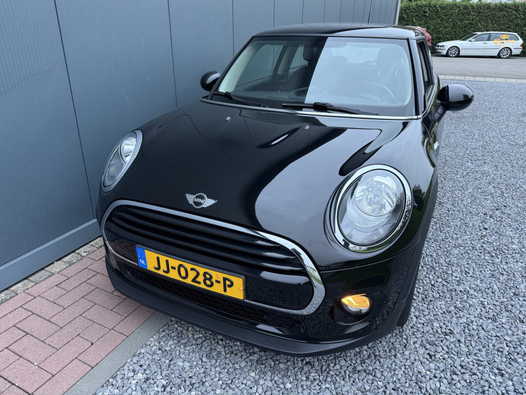 Mini Cooper mini 1.5 navigatie business 3-drs