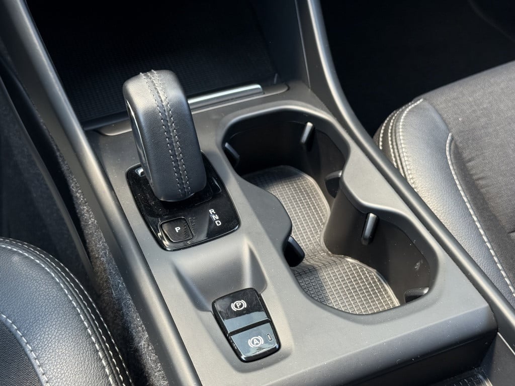 Volvo XC40 1.5 t5 te moment pro