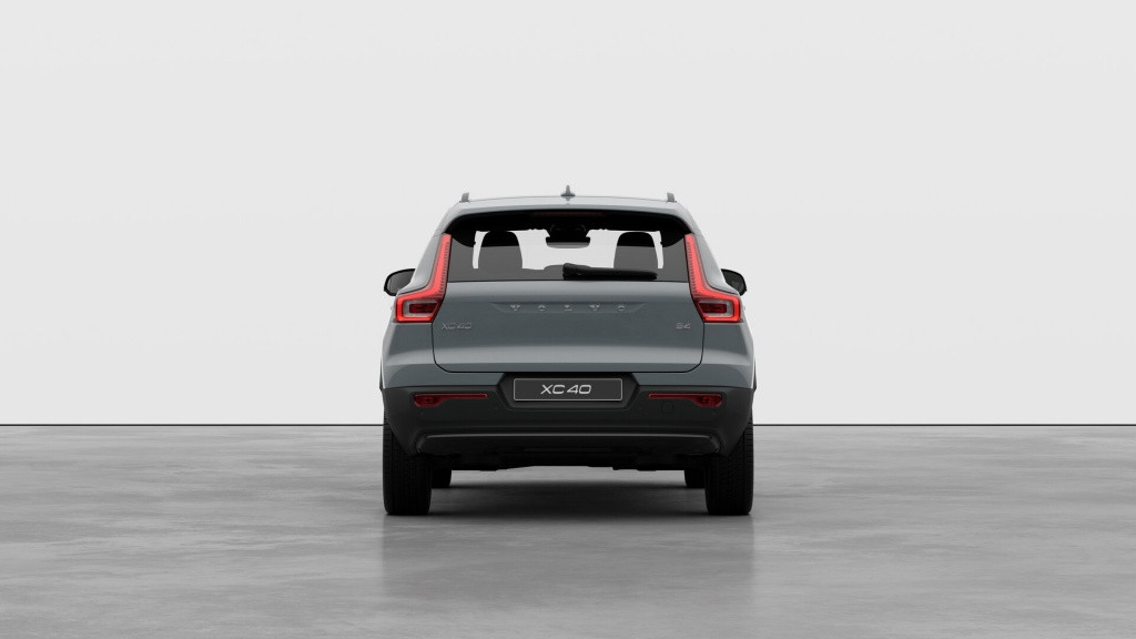Volvo XC40 b4 gt plus dark