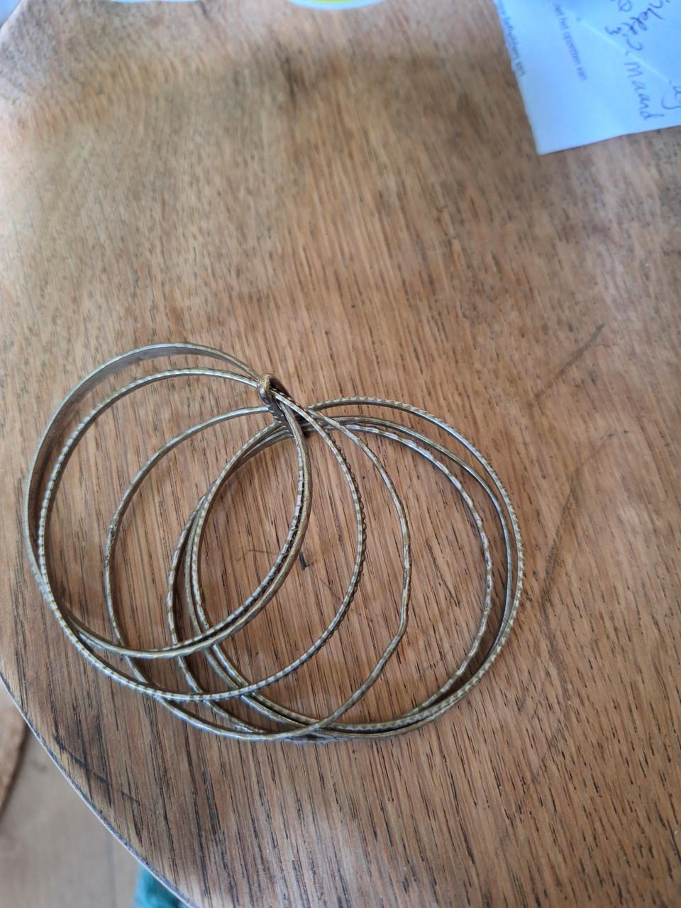 7 vintage armbanden