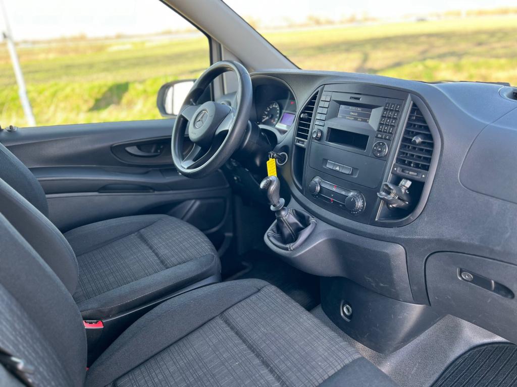 Mercedes-Benz Vito 111 cdi functional lang // kastinrichting