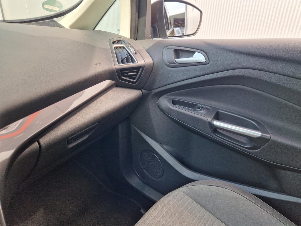 Ford Grand C-max 1.0 titanium