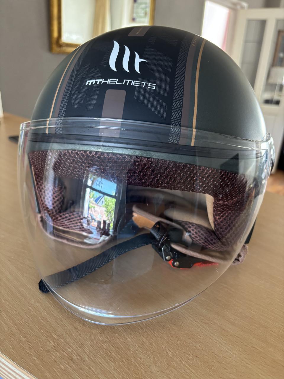 Brommer helm voor een kind 2x