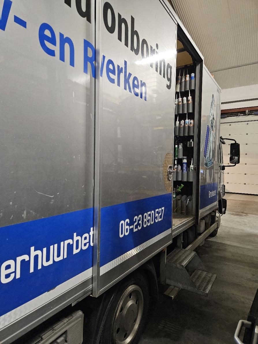 Nissan Atleon 185pk Laadklep 1250kg