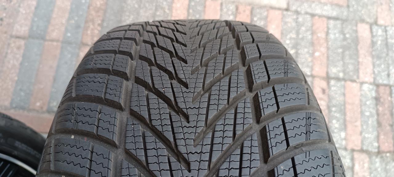 Originele Peugeot 308/Astra L 18inch exclusieve winterset.