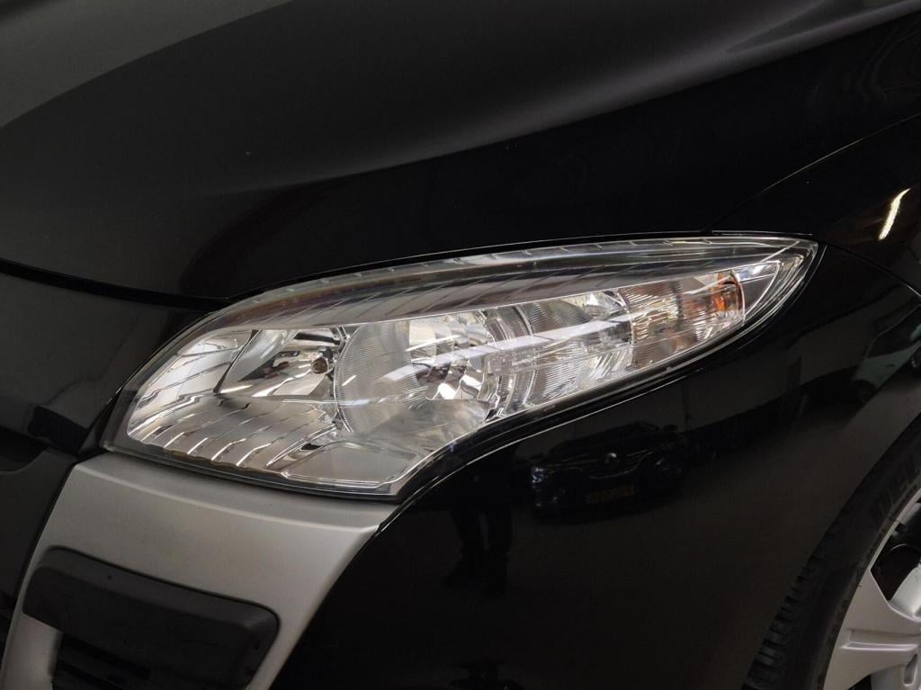 Renault Megane coupé 1.6 parisienne / trekhaak / keyless