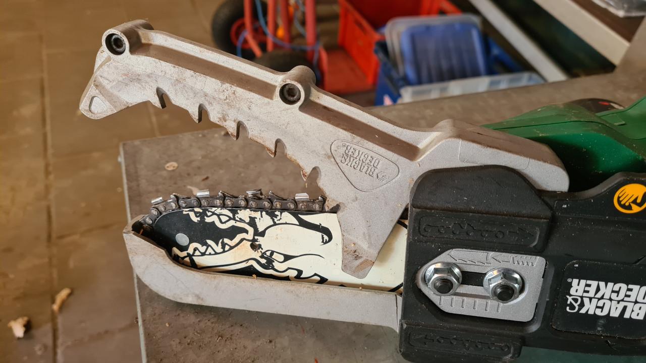 Elektrische kettingsnoeizaag gator