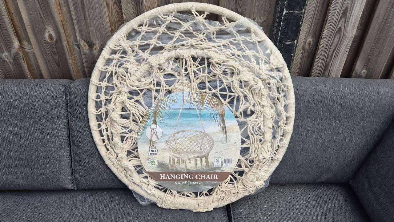 Hangstoel (Action)