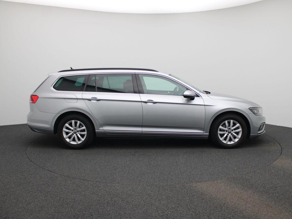 Volkswagen Passat variant 1.5 tsi business | automaat | lmv | parkeer senso