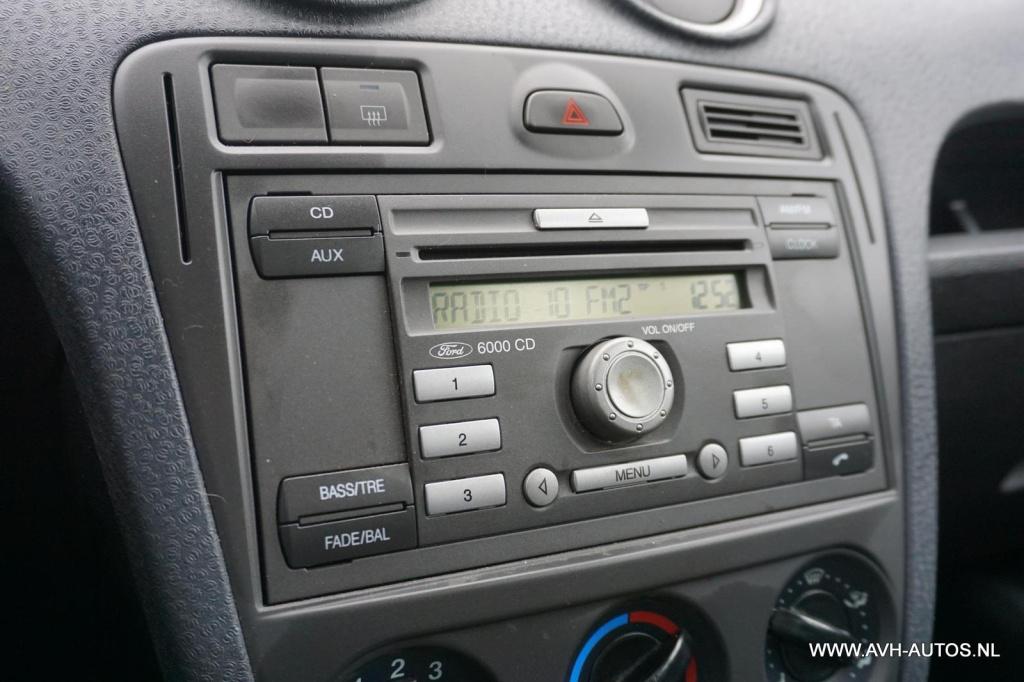 Ford Fusion 1.4-16v cool & sound