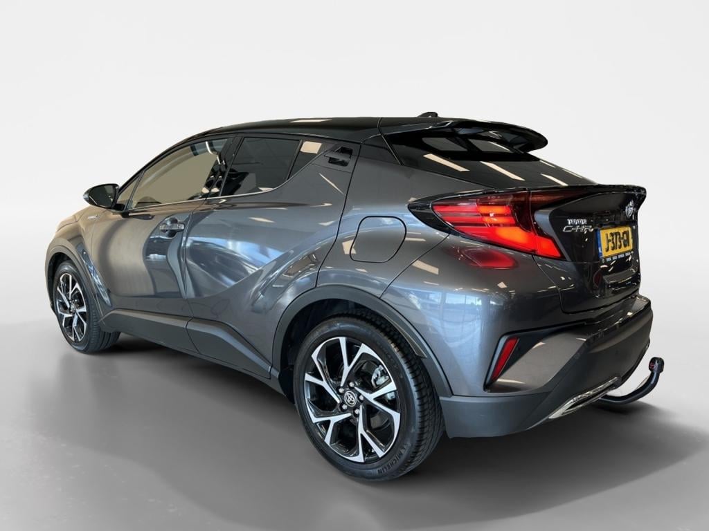 Toyota C-hr 2.0 hyb. first edition | trekhaak | lage km-stand |