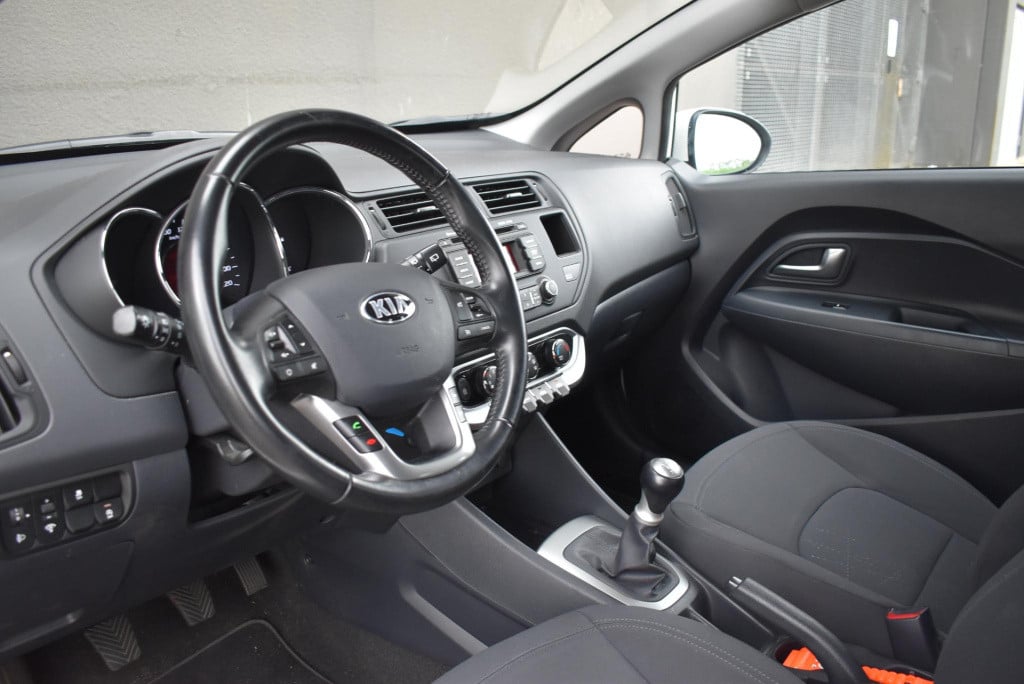 Kia Rio 1.2 cvvt businessline 5drs | airco | cruise | bluetooth | unieke km