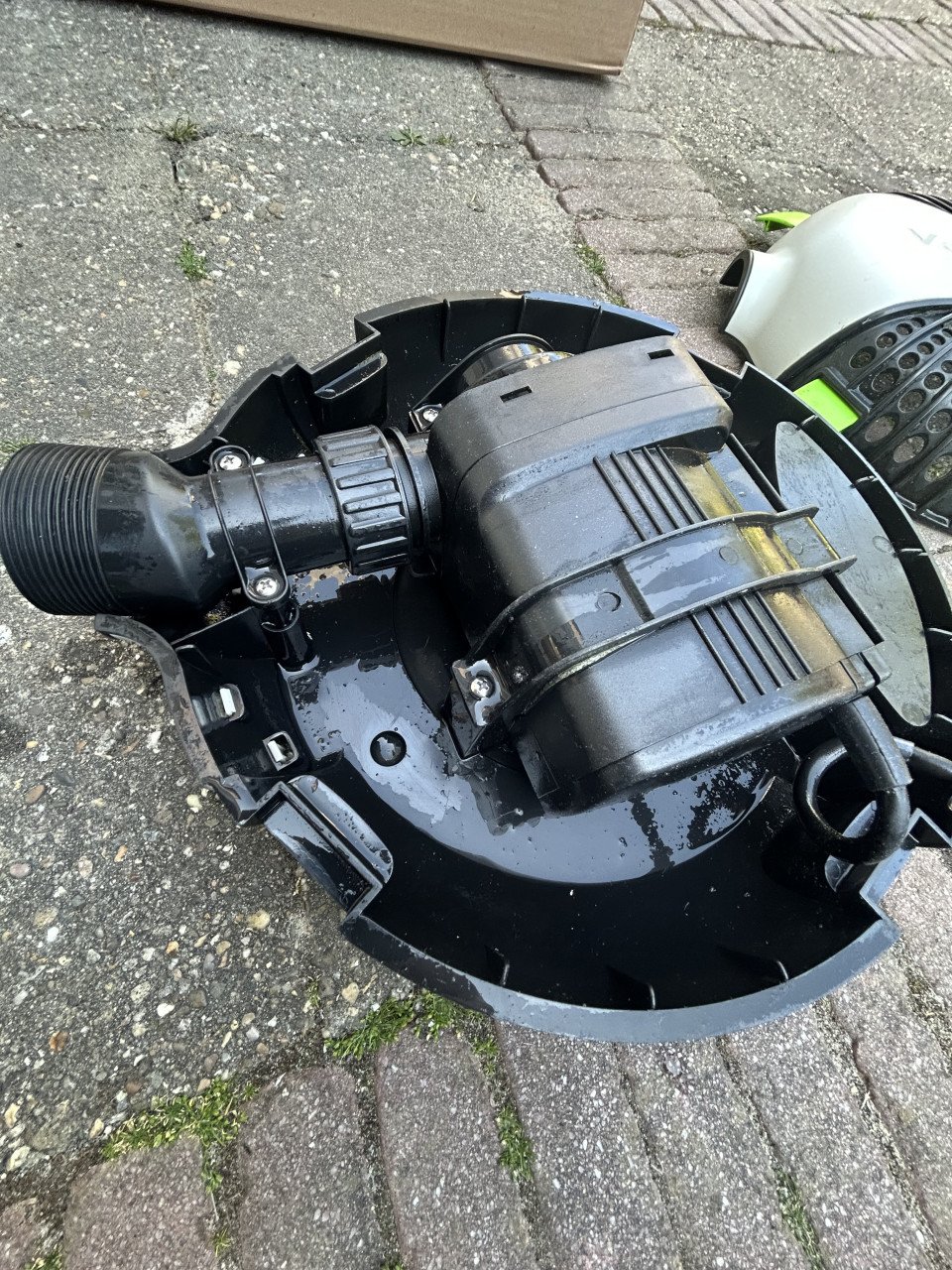 Te koop velda greenline 5000 sterke en zuinige Vijverpomp en 5000 lpu