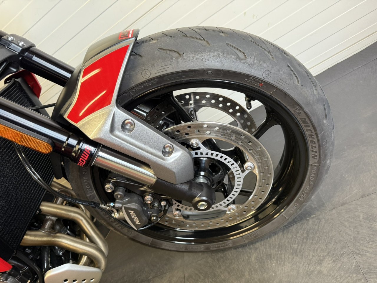 Jonge Triumph Trident 660 slechts 3200km oud!