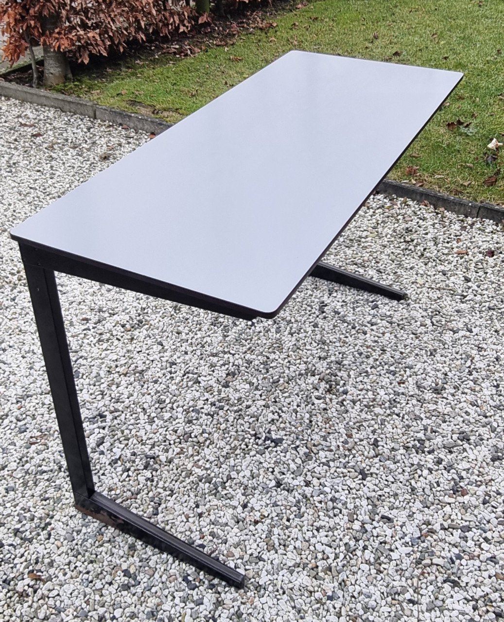 Vintage industrieel school bureau Ahrend de Cirkel, Friso Kramer, 1960s