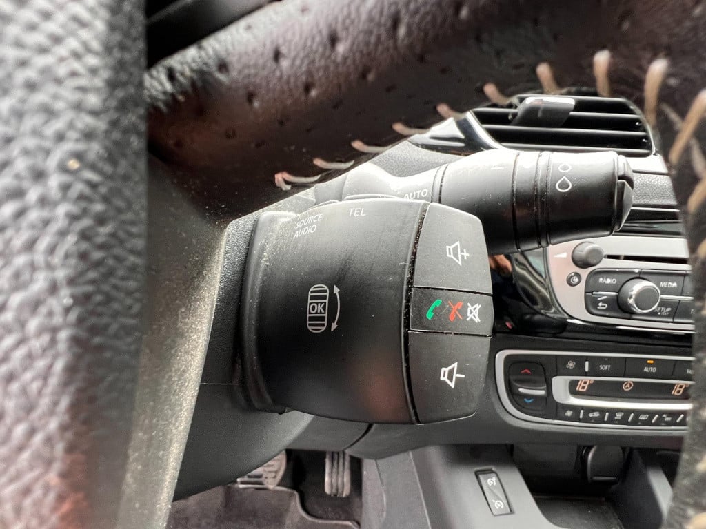Renault Grand Scenic 1.2 tce bose 7pers. navi, camera, trekhaak enz..