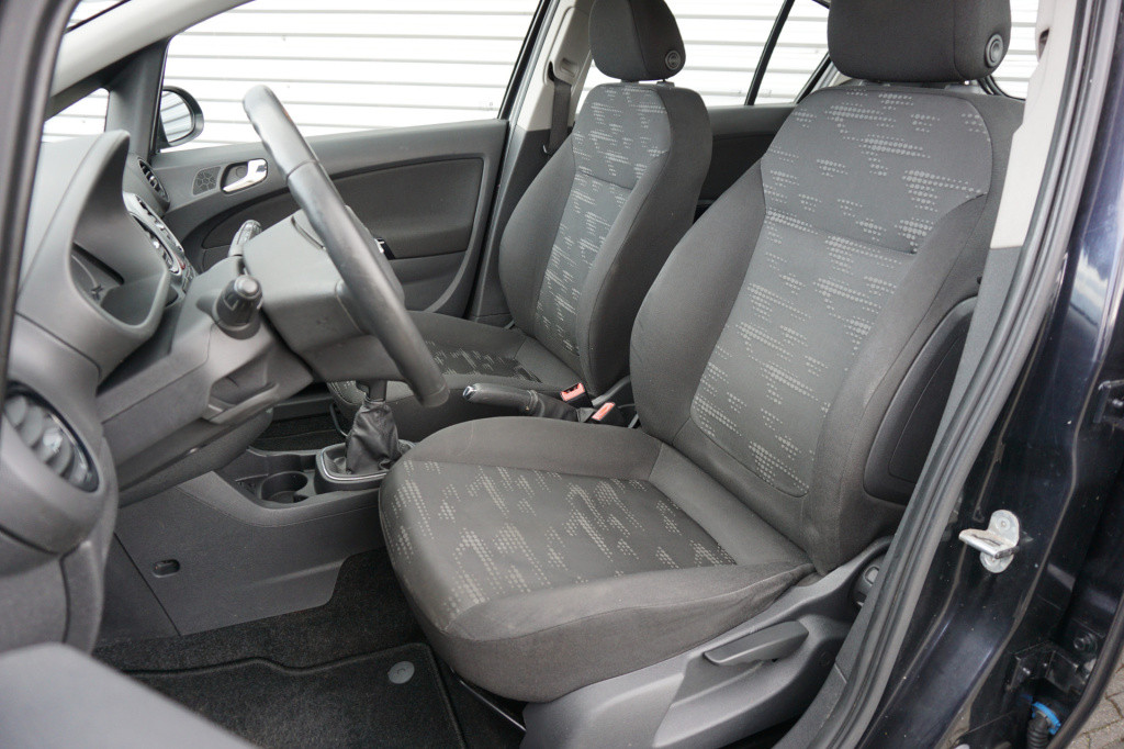 Opel Corsa 1.3 cdti ecoflex s/s edition airco / navi / cruise / lm velgen /