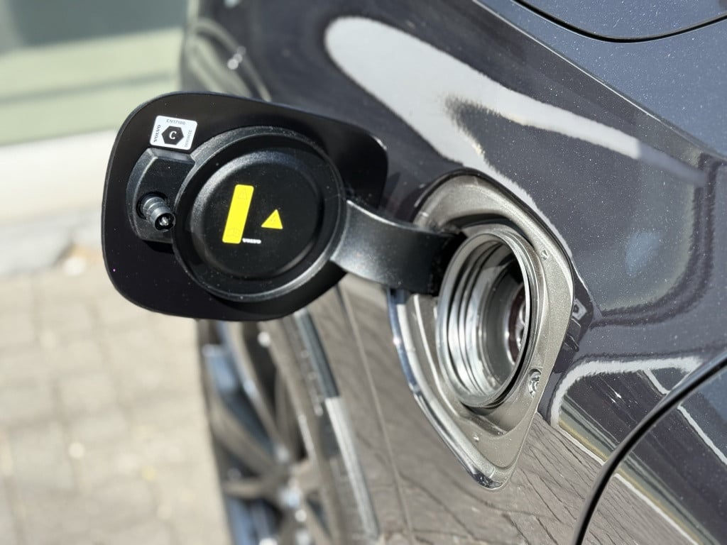 Volvo XC60 t6 398pk recharge ultra black edition| full options !