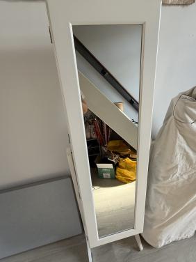 Sieradenkast met spiegel
