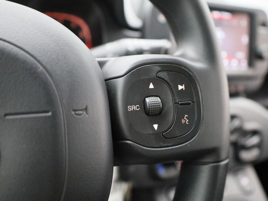 Fiat Panda 1.0 hybrid city life | apple carplay / android auto | airco | cr