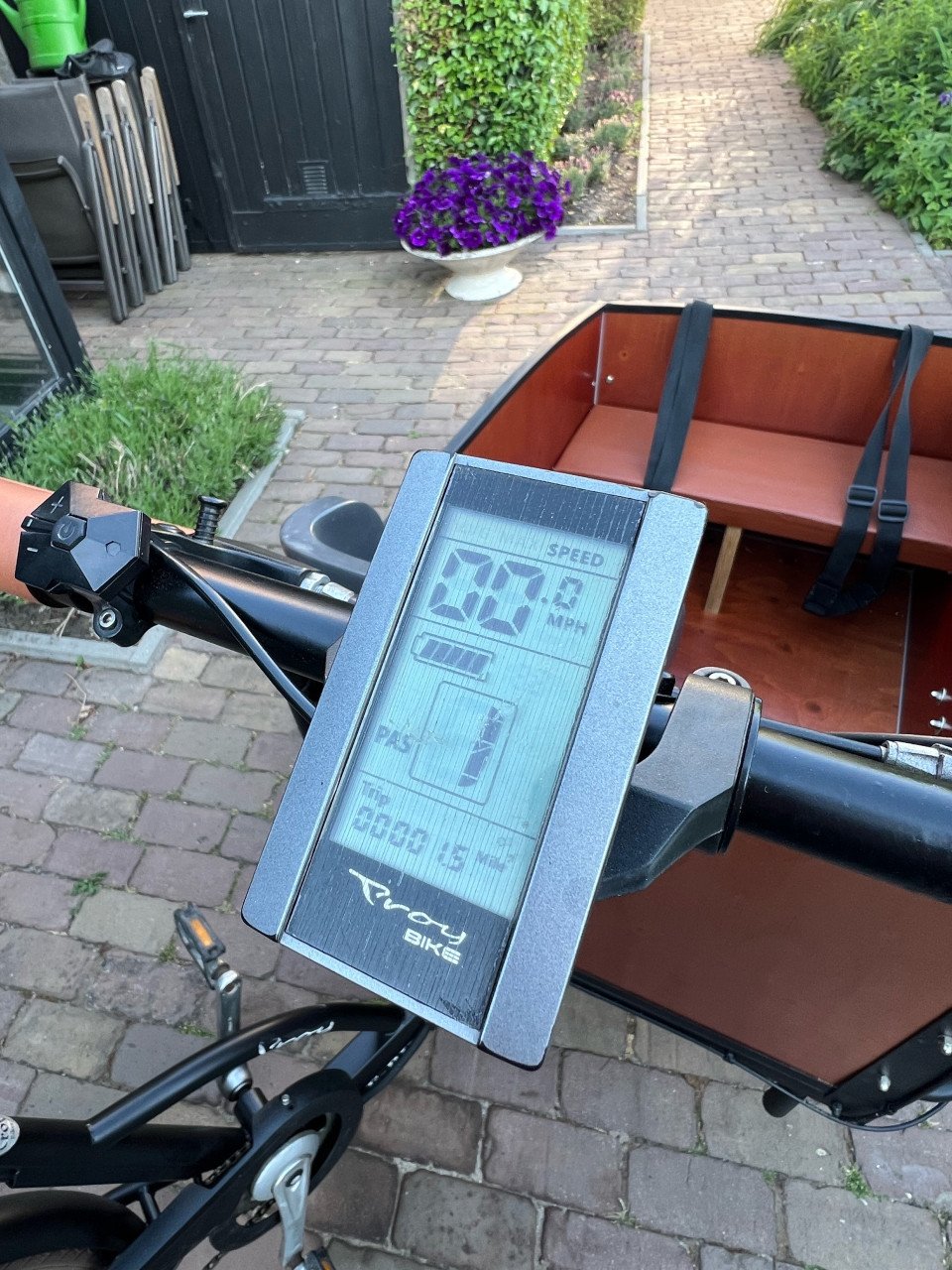 Bakfiets troy electrisch in zeer nette staat !!