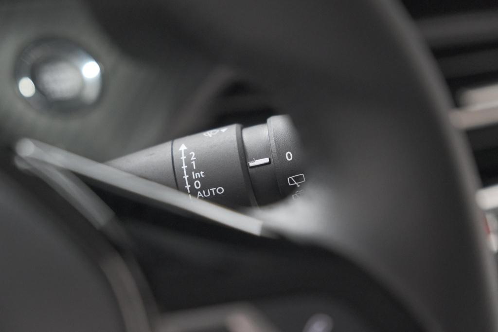 Peugeot 208 ev allure 50 kwh | soh 99,9% | 11 kw laadfunctie | apple carpla