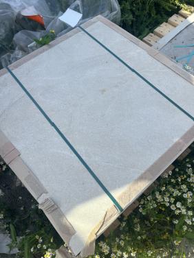 Beige tuin tegels 90x90