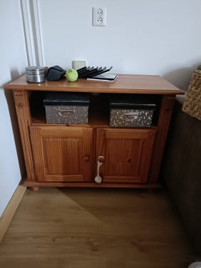 Grenen (tv) kastje