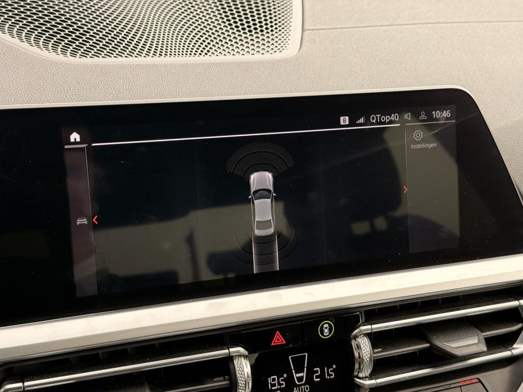 BMW 3-serie 320i m-sport | schuif/kantel | harman / kardon | leder | head-u